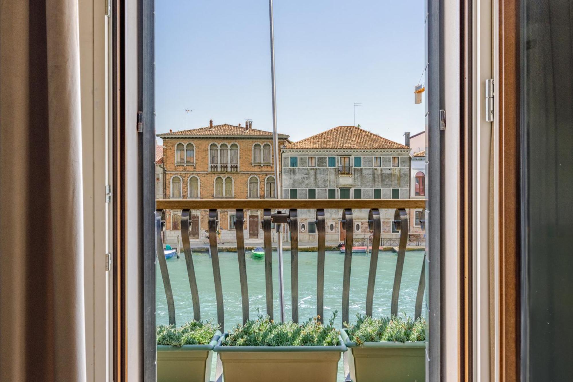 Murano Suites Boutique Apartments (Adults Only) Екстериор снимка